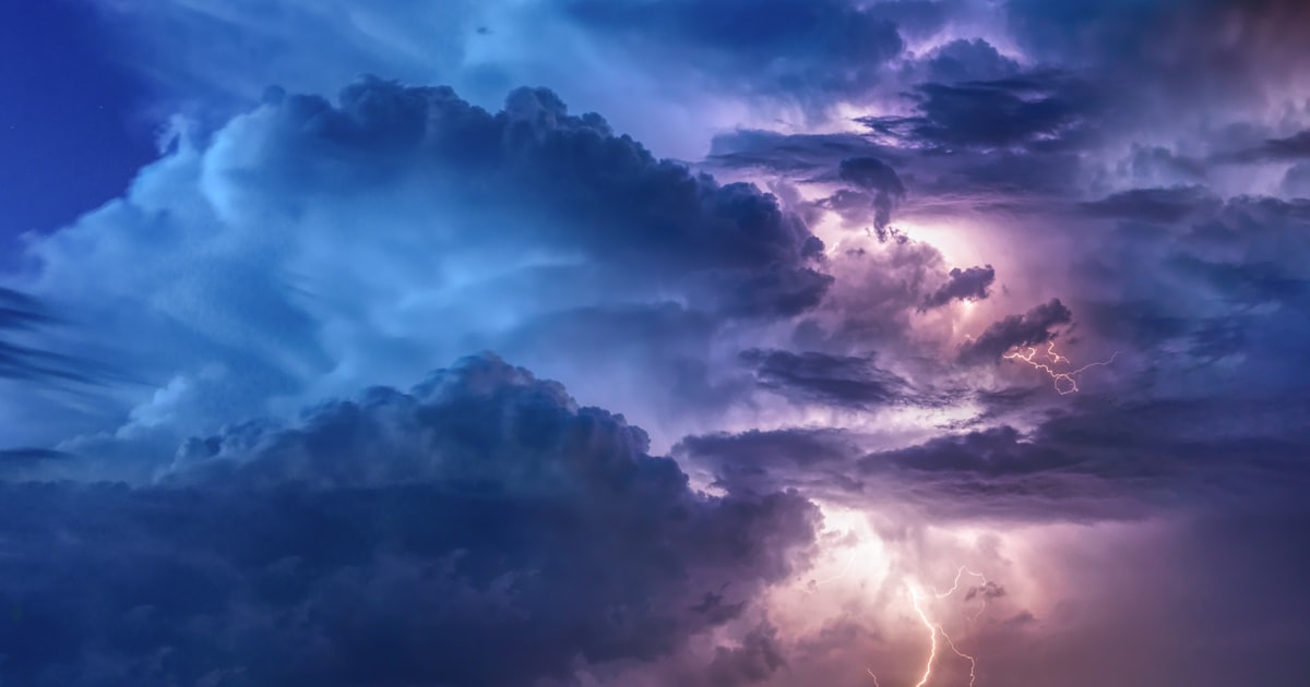 Vorkehrungen gegen Unwetter im Sommer: Leitfaden für Hausmeister